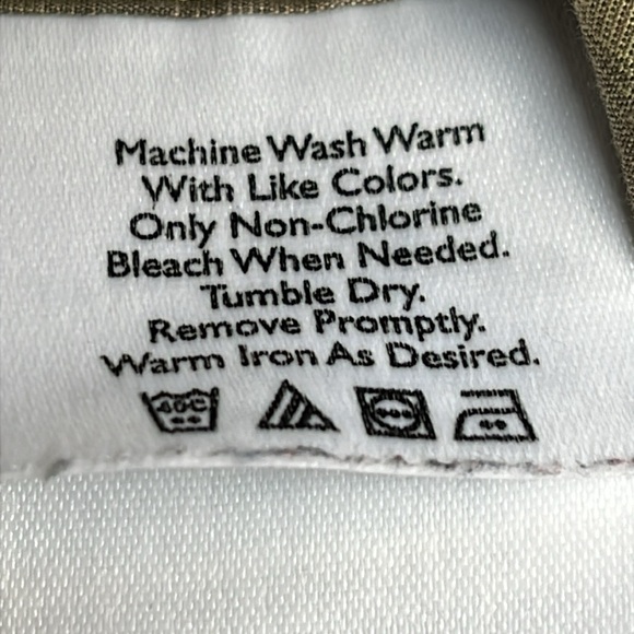 Men’s Eddie Bauer Classic Fit Button Down Plaid Shirt - Picture 6 of 7